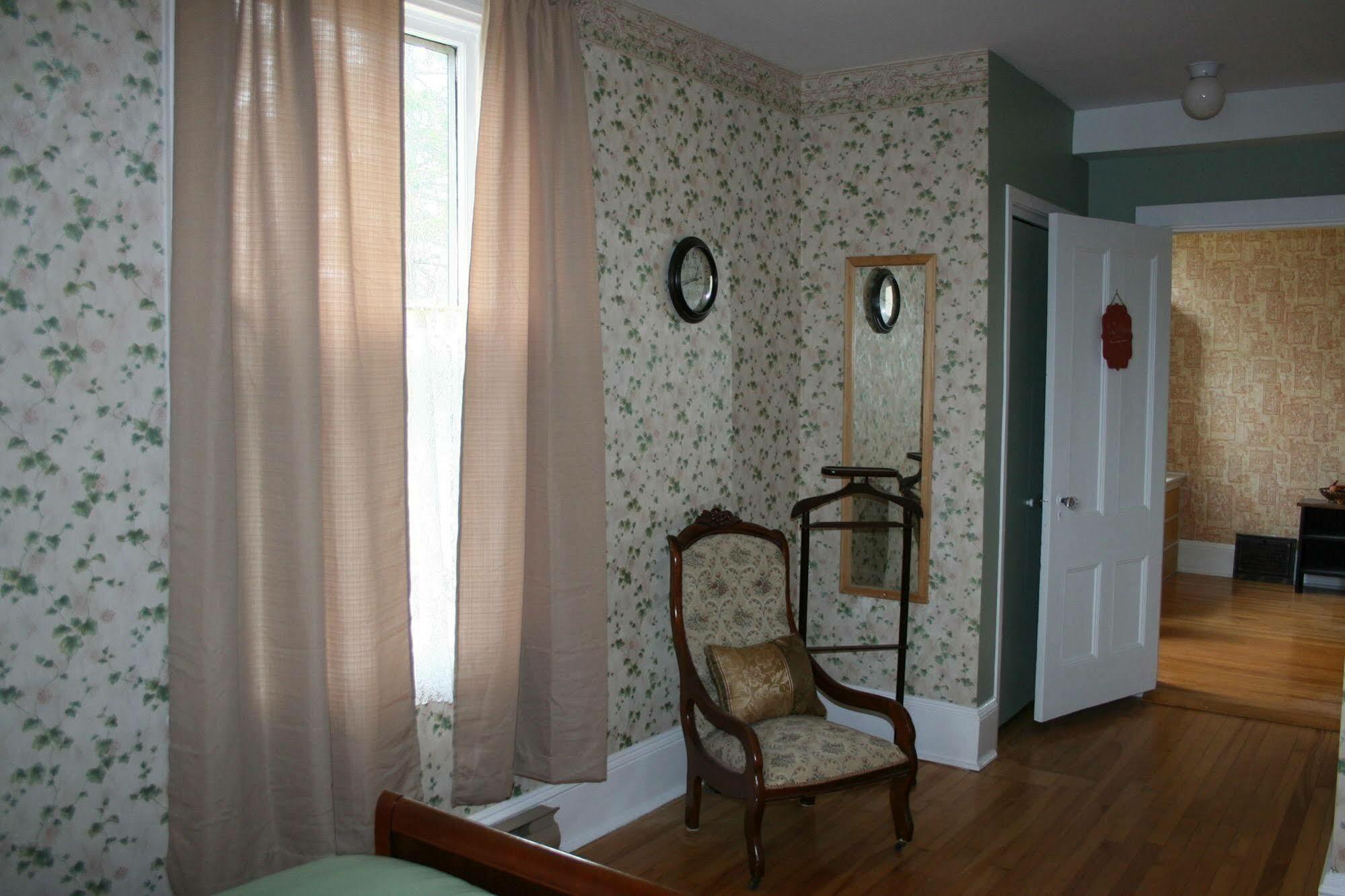Sackville Bed And Breakfast Exterior photo